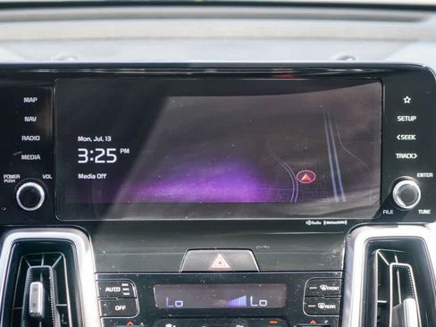 Certified 2023 Kia Sorento EX AWD/4WD image 13