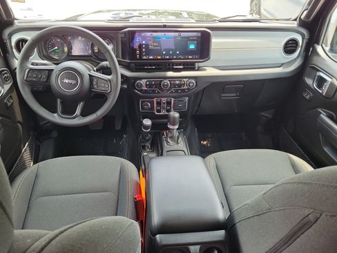 Used 2025 Jeep Wrangler Unlimited Sport S 4xe w/ Convenience Group AWD/4WD image 15