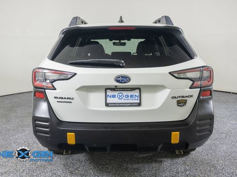 Used 2022 Subaru Outback Wilderness w/ Wilderness Package AWD/4WD image 6