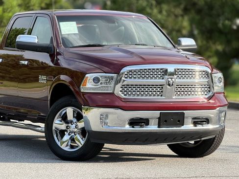 Used 2016 RAM 1500 Laramie AWD/4WD image 45