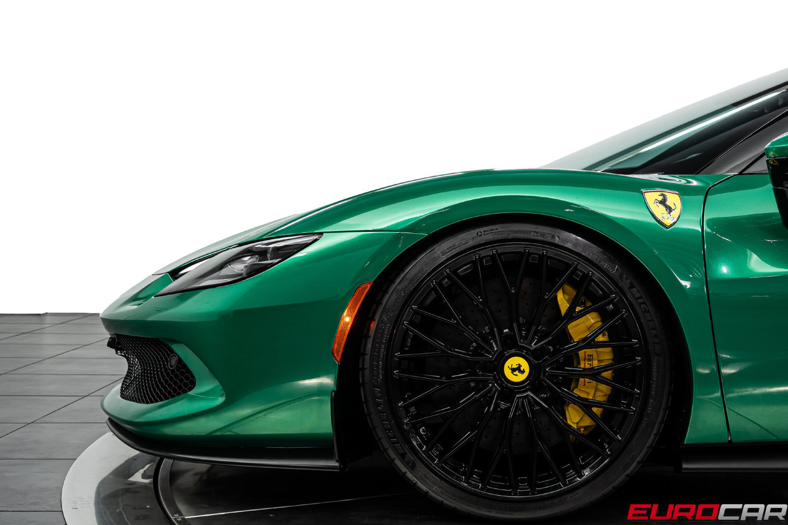 Used 2024 Ferrari 296 GTS RWD image 16