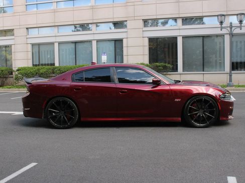 Used 2020 Dodge Charger Scat Pack w/ Dynamics Package RWD image 6