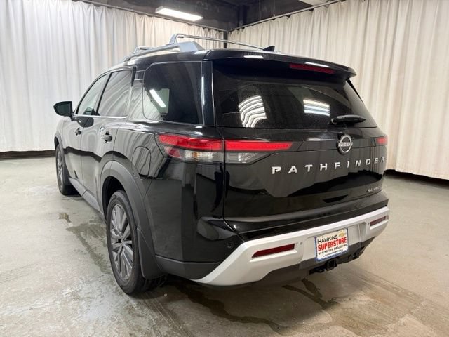 Used 2024 Nissan Pathfinder SL w/ SL Premium Package AWD/4WD image 8