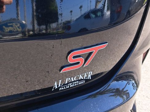 Certified 2021 Ford Edge ST w/ Equipment Group 401A image 8