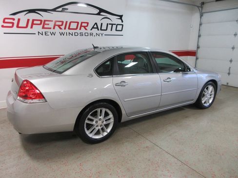 Used 2008 Chevrolet Impala LTZ image 4