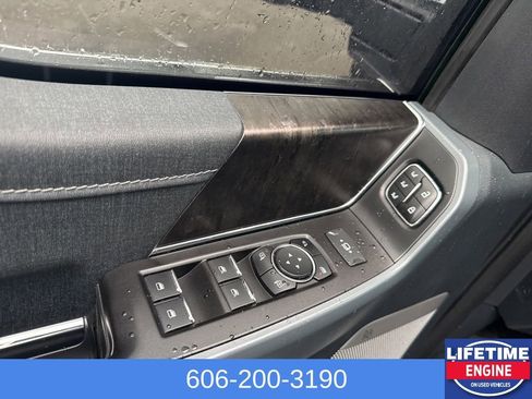 Used 2022 Ford F150 Lariat w/ Equipment Group 502A High image 29