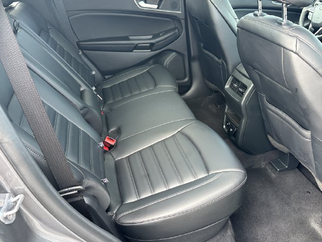 Used 2024 Ford Edge SEL w/ Convenience Package AWD/4WD image 8