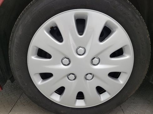 Used 2022 Toyota Corolla LE FWD image 31