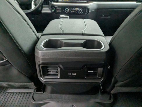 Used 2026 Chevrolet Silverado 1500 LT Trail Boss w/ LT Trail Boss Premium Package AWD/4WD image 18