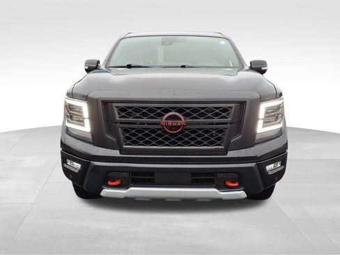 Used 2024 Nissan Titan PRO-4X w/ Pro-4x Convenience Package image 2
