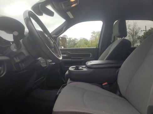 Used 2024 RAM 3500 Big Horn AWD/4WD image 8