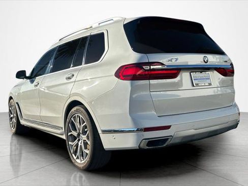 Used 2022 BMW X7 xDrive40i w/ Premium Package image 3