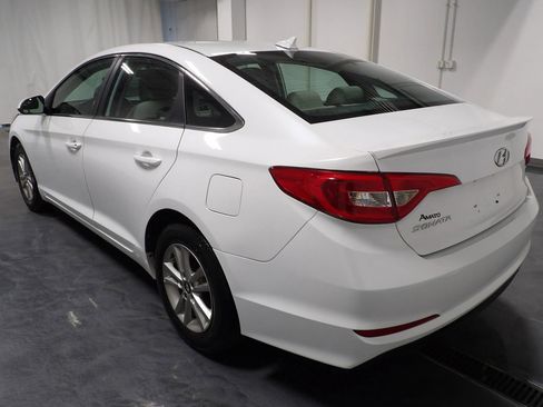 Used 2017 Hyundai Sonata SE image 4