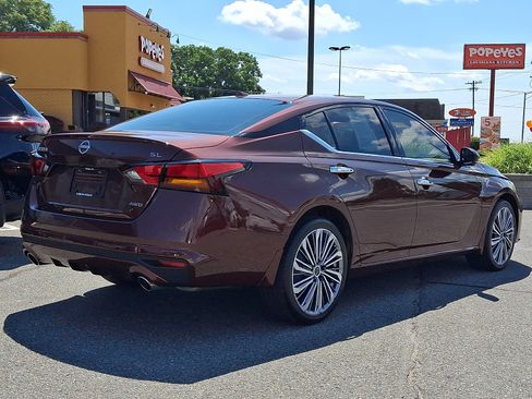 Certified 2024 Nissan Altima 2.5 SL AWD/4WD image 7