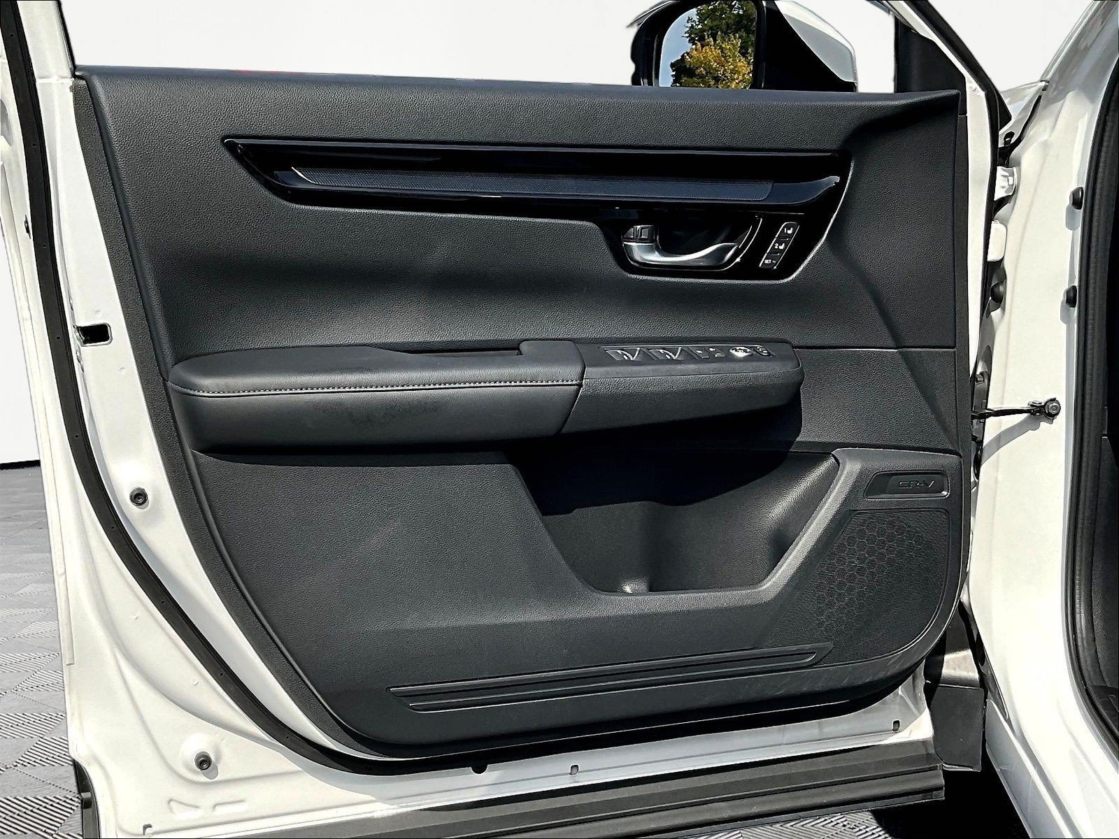 Used 2025 Honda CR-V EX-L image 20