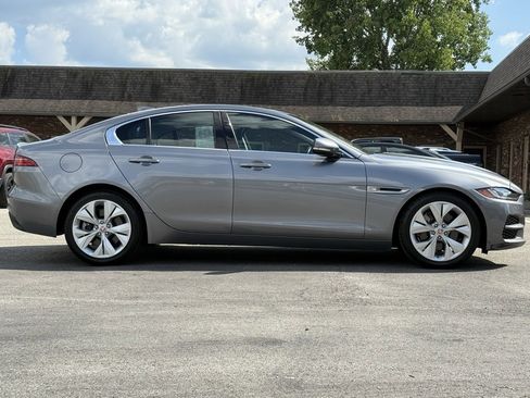 Used 2020 Jaguar XE S image 6