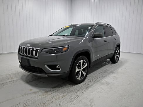 Used 2019 Jeep Cherokee Limited AWD/4WD image 26