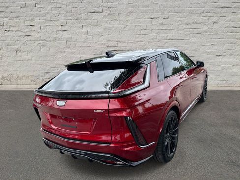 Certified 2026 Cadillac Lyriq V AWD/4WD image 5