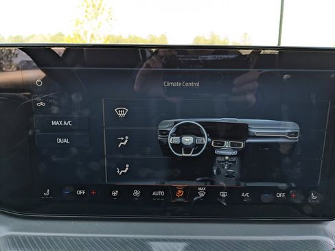 Used 2024 Ford Mustang GT Premium image 26