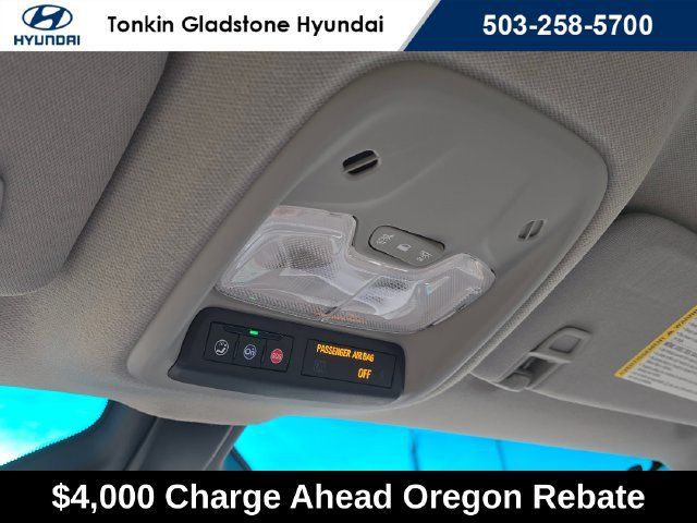 Used 2020 Chevrolet Bolt Premier w/ Infotainment Package FWD image 34