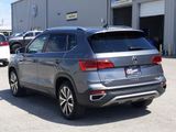 Used 2022 Volkswagen Taos SE image 6