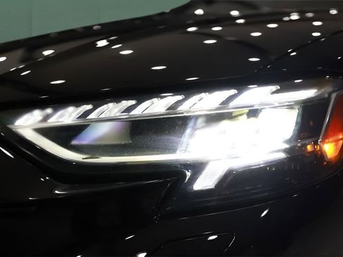 Used 2022 Audi S8 w/ S8 Executive Package AWD/4WD image 53
