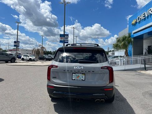 Used 2022 Kia Telluride SX w/ SX Prestige Package AWD/4WD image 6
