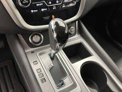 Used 2024 Nissan Murano SV w/ SV Midnight Edition Package AWD/4WD image 17