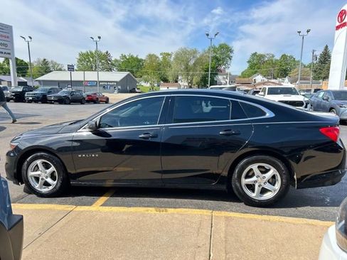 Used 2017 Chevrolet Malibu LS FWD image 7