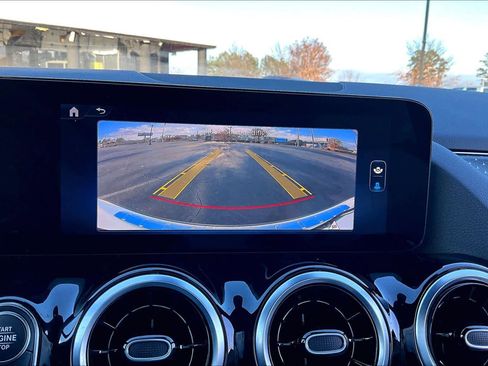 Certified 2025 Mercedes-Benz GLA 250 4MATIC image 27