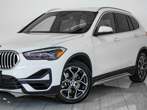 Used 2022 BMW X1 xDrive28i w/ Premium Package image 59