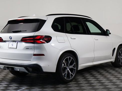 New 2026 BMW X5 xDrive50e w/ Executive Package image 2