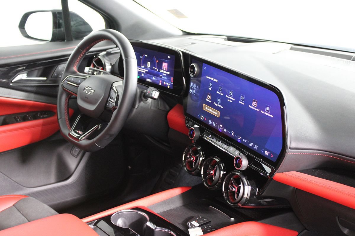 Used 2024 Chevrolet Blazer EV RS AWD/4WD image 9