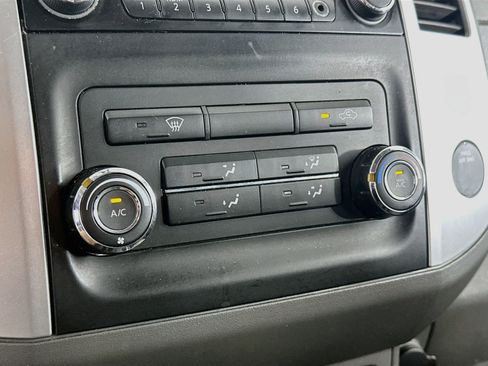 Used 2014 Nissan Frontier SV AWD/4WD image 22
