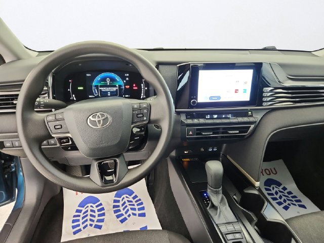 Used 2026 Toyota Camry LE FWD image 14