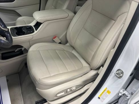 Used 2020 GMC Acadia Denali FWD image 23
