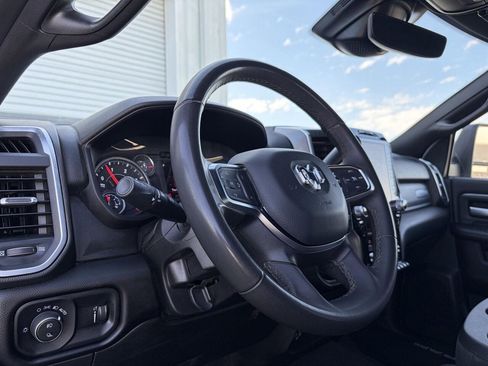Used 2025 RAM 2500 Big Horn AWD/4WD image 2
