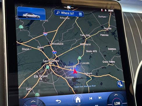 New 2025 Mercedes-Benz C 300 4MATIC Sedan image 23