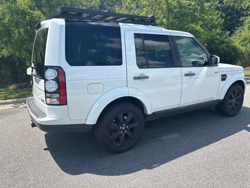 Used 2016 Land Rover LR4 HSE Silver Edition AWD/4WD image 2