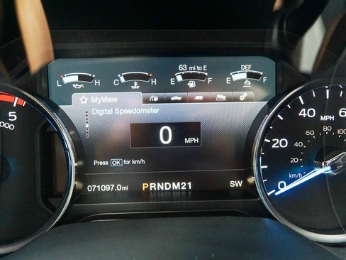 Used 2017 Ford F350 Lariat w/ Lariat Ultimate Package AWD/4WD image 26
