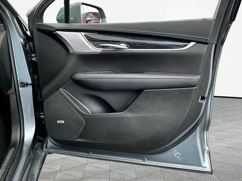 Used 2020 Cadillac XT5 Premium Luxury AWD/4WD image 27
