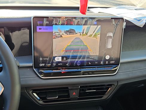 New 2026 Volkswagen Tiguan SE image 16