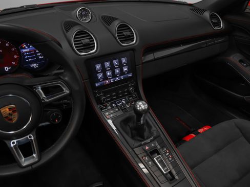 Certified 2022 Porsche 718 Boxster GTS image 47