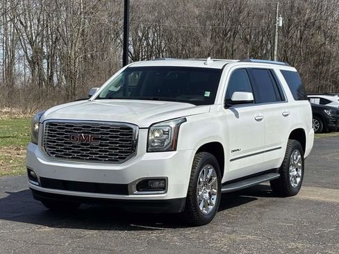 Used 2018 GMC Yukon Denali w/ Open Road Package AWD/4WD image 34