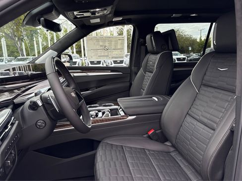 New 2026 Cadillac Escalade ESV Platinum Sport w/ LPO, ONYX Package image 9