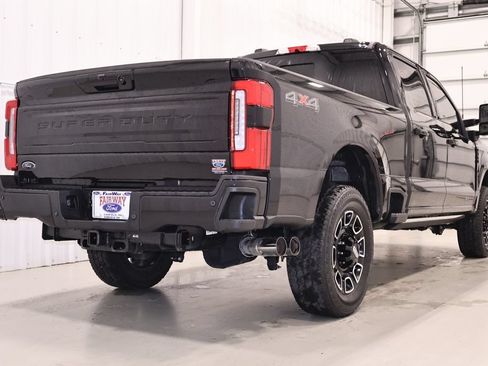 Certified 2025 Ford F350 Platinum AWD/4WD image 10