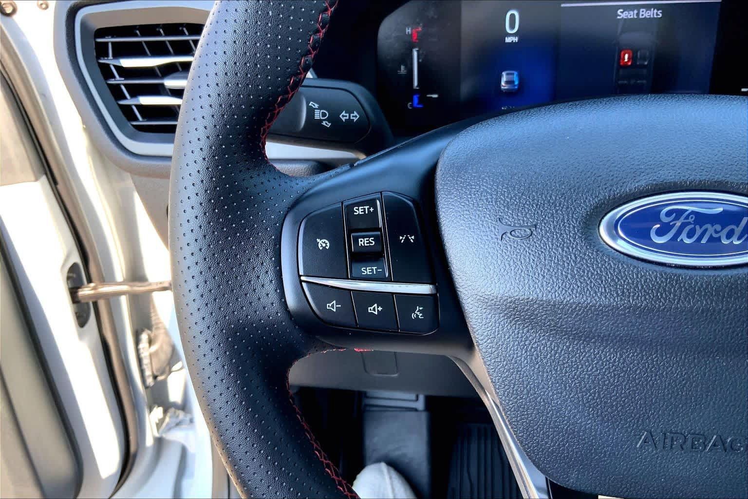 Used 2026 Ford Escape ST-Line FWD image 19