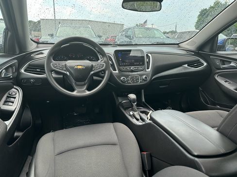 Used 2023 Chevrolet Malibu LT image 10