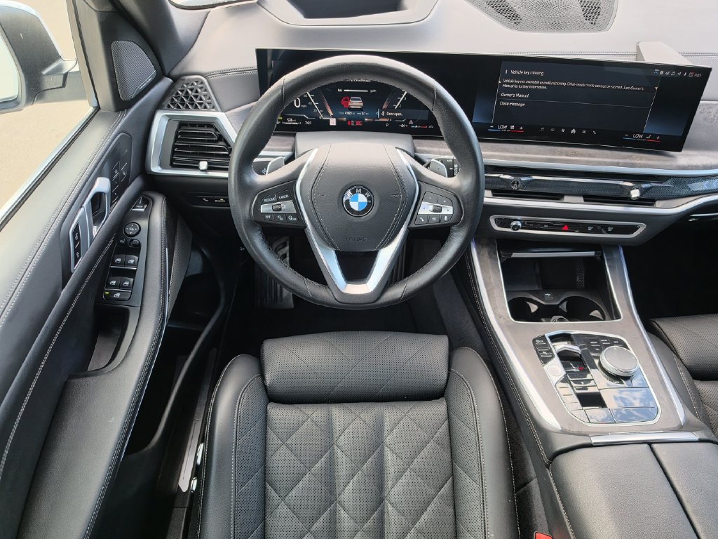 Used 2025 BMW X5 xDrive40i AWD/4WD image 13