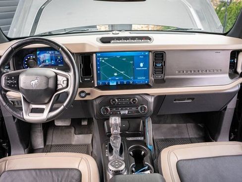 Used 2022 Ford Bronco Wildtrak AWD/4WD image 28
